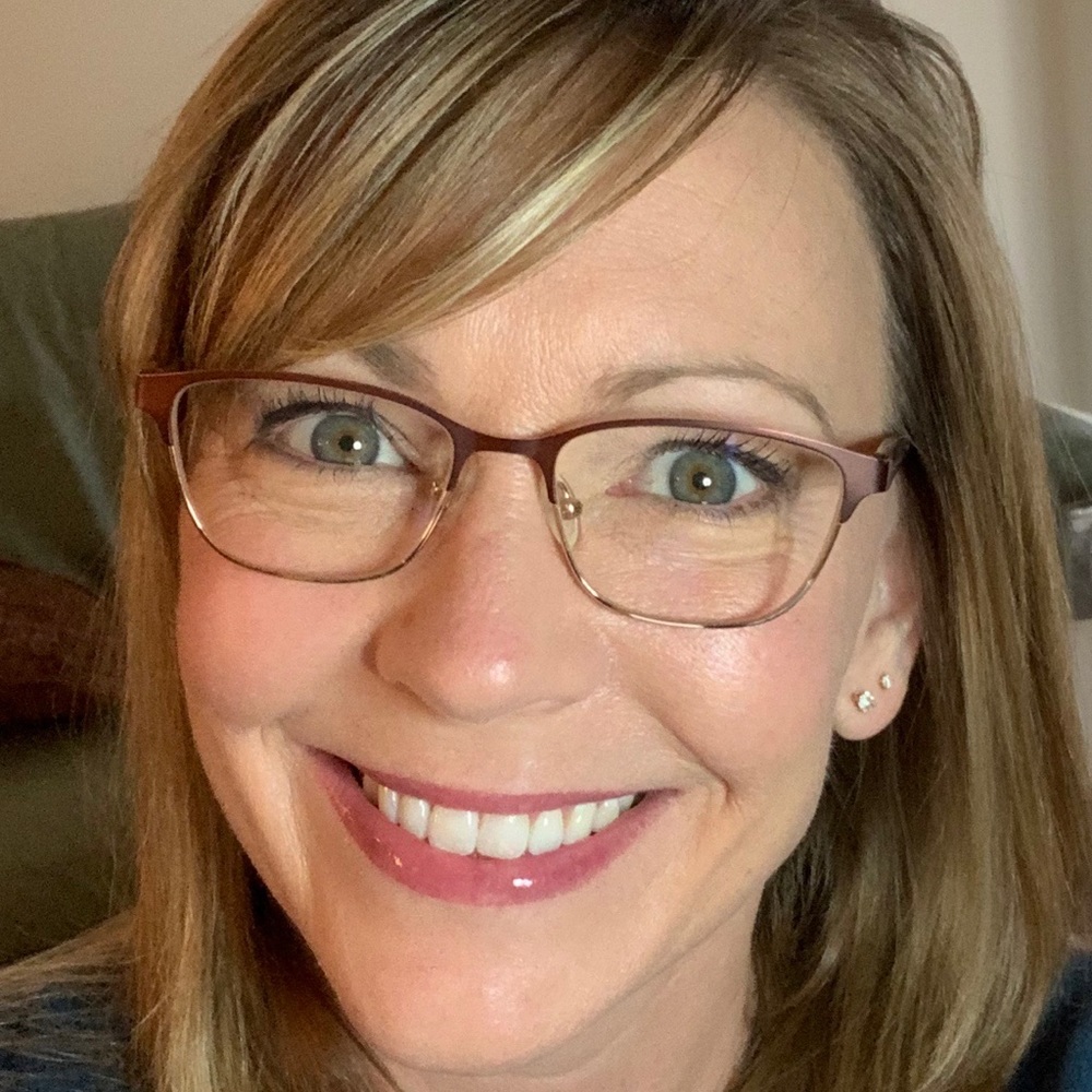 Meet your Posher, Dana